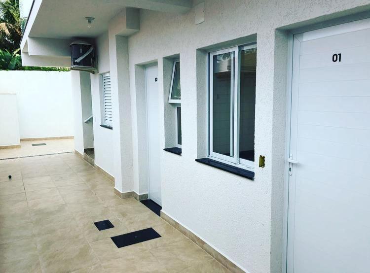 Apartamento com Varanda